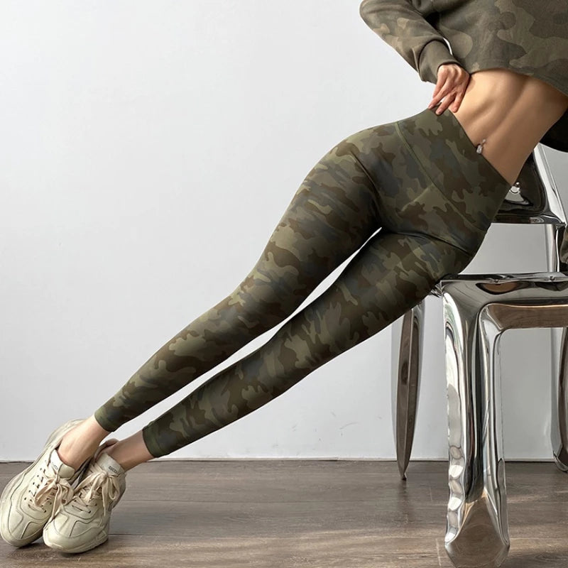 camouflage leggings outfit